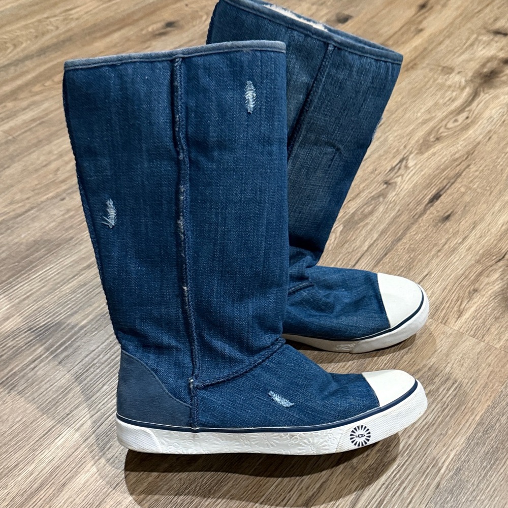 UGG distressed denim w/ cream shearling lined Boots